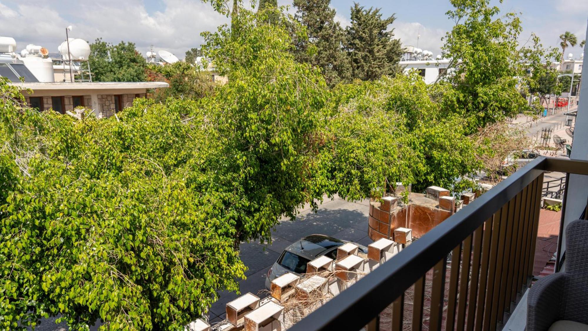 Papadavid Apartments Пафос Экстерьер фото