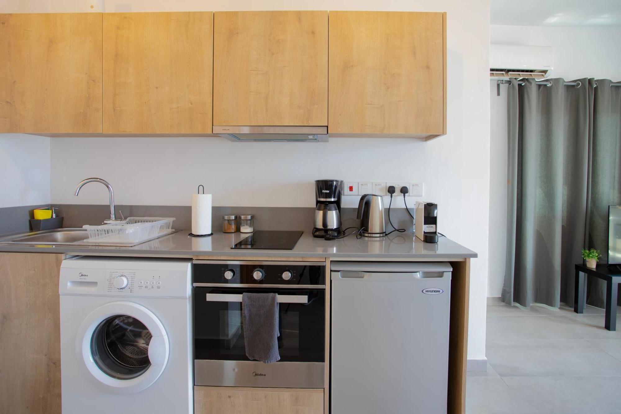 Papadavid Apartments Пафос Экстерьер фото